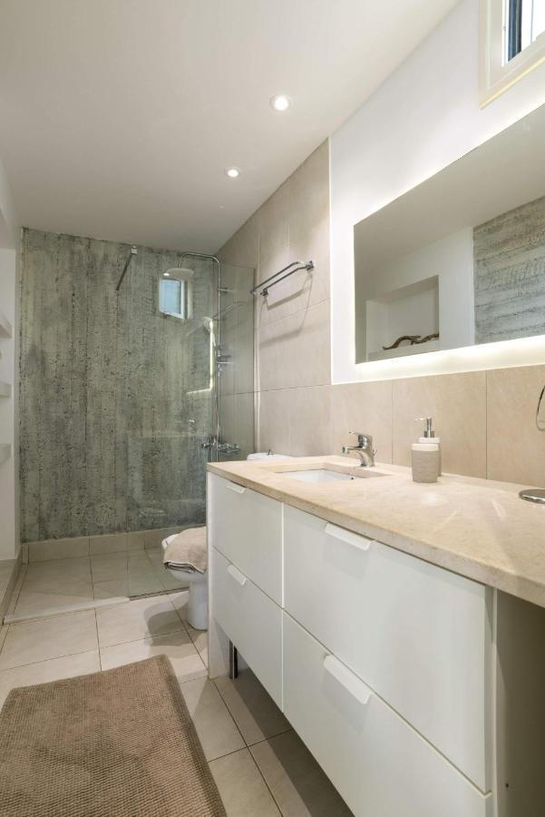 Junior Suite By The Beach Stalís Exterior photo